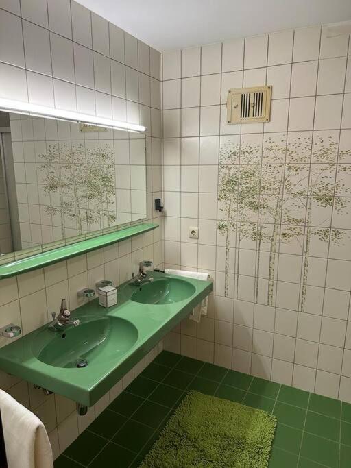 Geraeumige Rustikale Tiroler Wohnung 1-8 Personen Imst Bagian luar foto